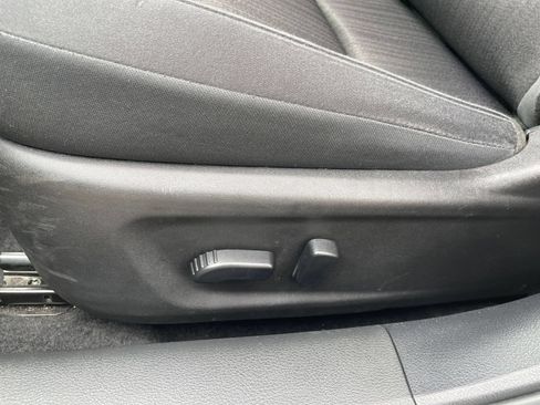 Used 2025 Nissan Altima 2.5 SV FWD image 22