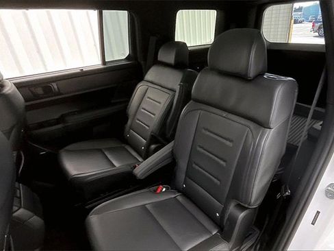 Certified 2024 Hyundai Santa Fe Calligraphy image 20