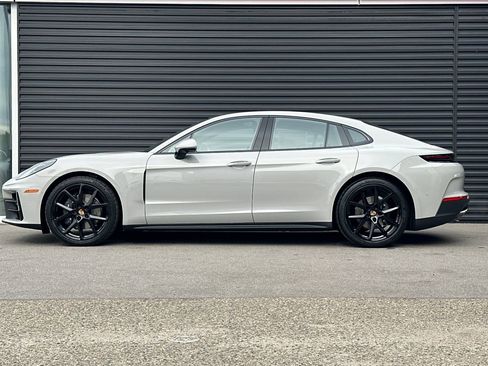 New 2026 Porsche Panamera image 2