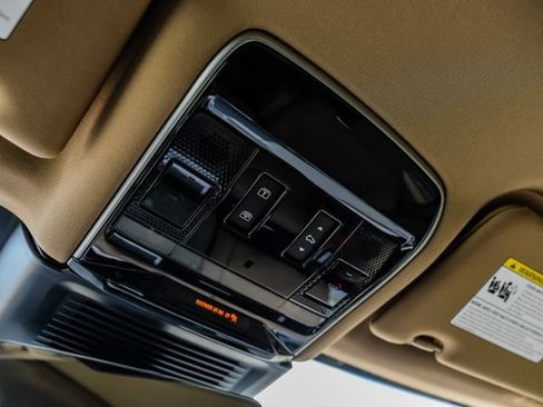 New 2026 Land Rover Range Rover SE AWD/4WD image 25