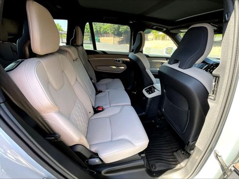 Used 2026 Volvo XC90 T8 Plus w/ Protection Package Premier AWD/4WD image 30