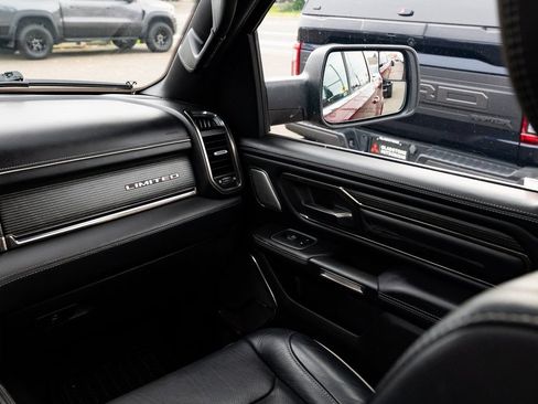 Used 2021 RAM 1500 Limited AWD/4WD image 10