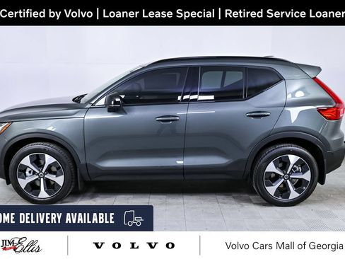 Used 2026 Volvo XC40 B5 Plus w/ Climate Package AWD/4WD image 2