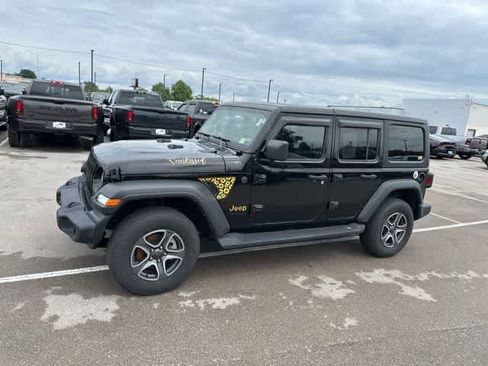 Used 2022 Jeep Wrangler Unlimited Sport AWD/4WD image 10