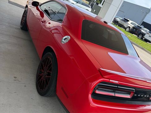Used 2022 Dodge Challenger GT AWD/4WD image 6