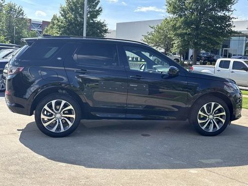 Used 2025 Land Rover Discovery Sport Dynamic SE AWD/4WD image 2