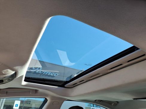 Used 2016 Maserati Ghibli image 14