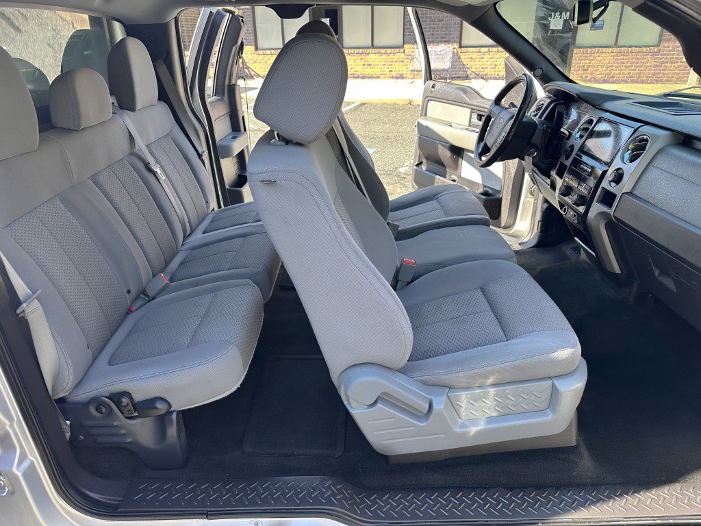 Used 2012 Ford F150 XLT w/ XLT Chrome Pkg AWD/4WD image 23