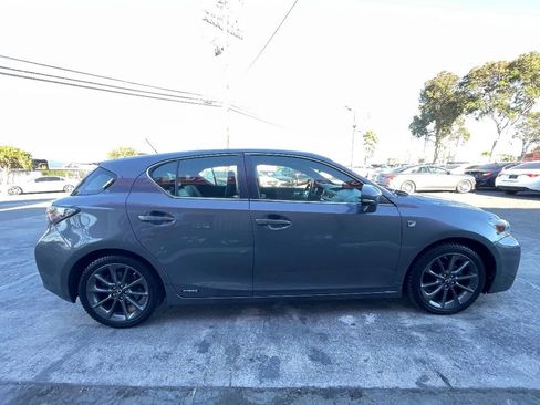 Used 2013 Lexus CT 200h w/ F Sport Pkg w/Nuluxe Trim FWD image 4