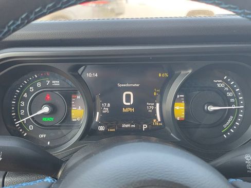 Used 2024 Jeep Wrangler Unlimited Rubicon 4xe AWD/4WD image 38