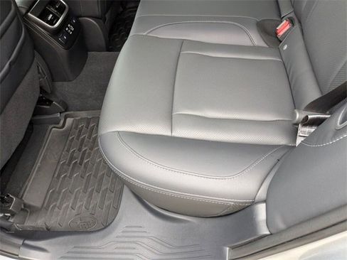 Used 2024 Subaru Outback Touring XT image 33