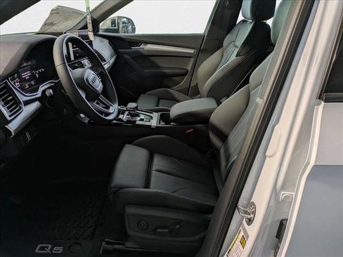 New 2025 Audi Q5 2.0T Premium image 4