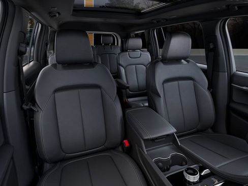 New 2026 Jeep Grand Cherokee L Limited image 16