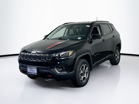 Used 2022 Jeep Compass Trailhawk AWD/4WD image 1