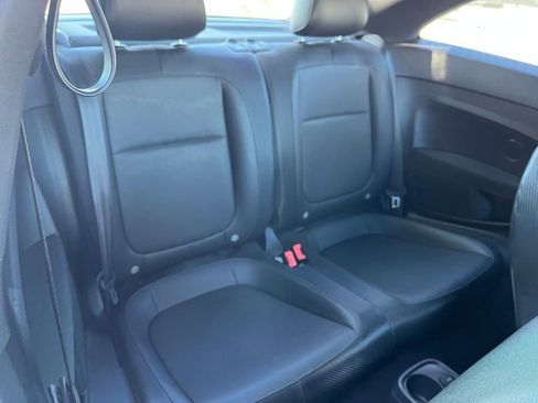 Used 2016 Volkswagen Beetle 1.8T Classic image 15