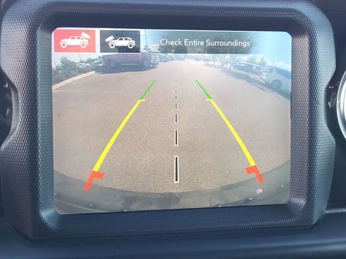 Used 2022 Jeep Wrangler Unlimited Rubicon w/ Xtreme Recon 35" Tire Package image 20