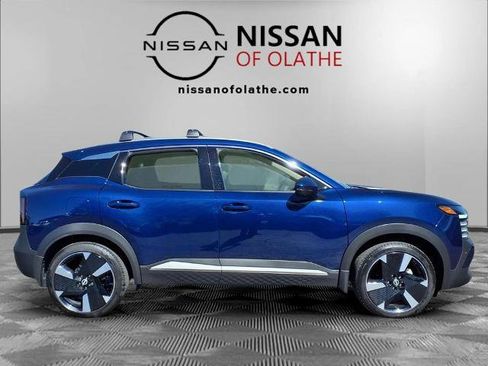 Certified 2025 Nissan Kicks SR AWD/4WD image 28