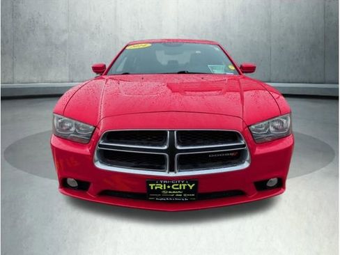 Used 2014 Dodge Charger SXT Plus image 11