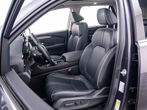 Certified 2023 Honda Pilot Elite image 17