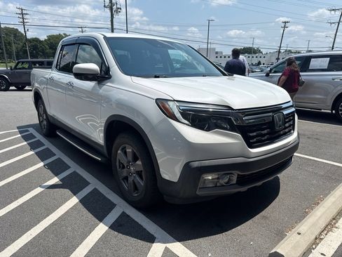 Used 2020 Honda Ridgeline RTL-E image 3