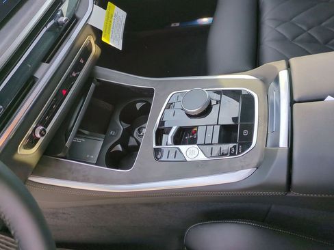 New 2026 BMW X5 xDrive40i AWD/4WD image 17