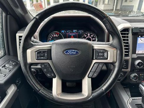 Certified 2017 Ford F150 Platinum w/ Equipment Group 701A Luxury AWD/4WD image 18