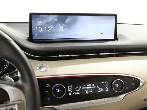 Certified 2024 Genesis GV70 2.5T w/ Advanced Package image 9