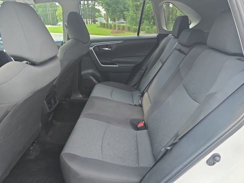 Used 2024 Toyota RAV4 XLE AWD/4WD image 15