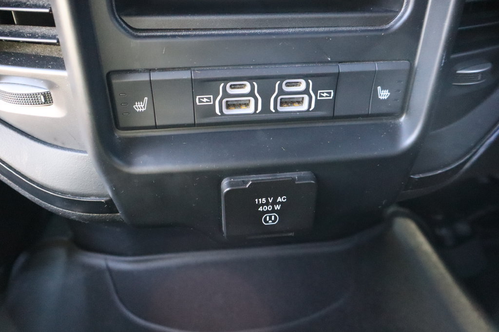Used 2024 RAM 3500 Limited w/ Night Edition AWD/4WD image 36