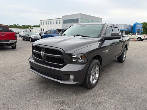 Used 2014 RAM 1500 Express AWD/4WD image 2