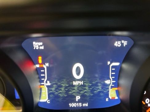 Used 2024 Jeep Wrangler Sport S image 27