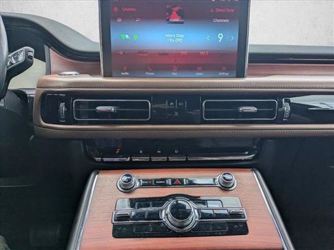 Used 2023 Lincoln Aviator Reserve w/ Elements Package Plus RWD image 13