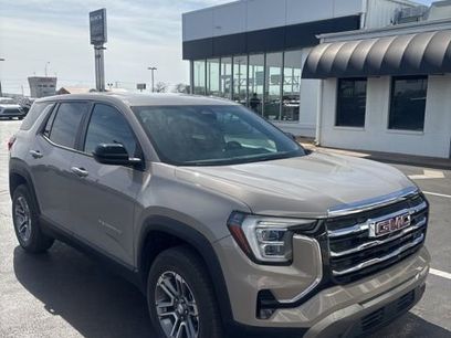 Used 2025 GMC Terrain Elevation