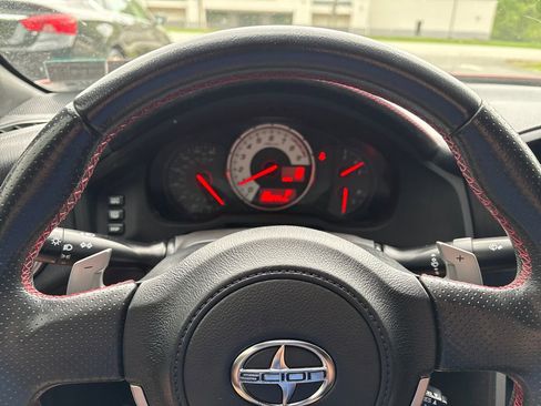 Used 2013 Scion FR-S RWD image 19