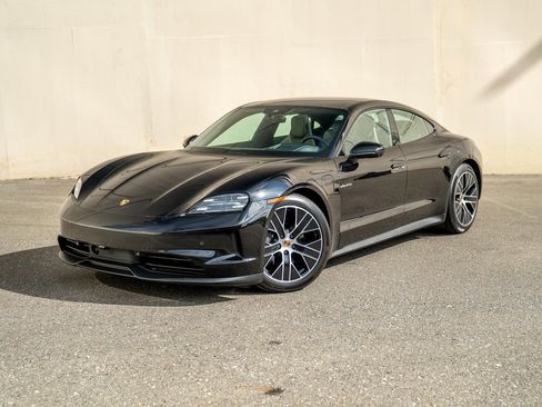 Certified 2025 Porsche Taycan image 1