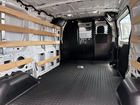 Used 2024 Ford Transit 250 Low Roof w/ Exterior Upgrade Package image 11