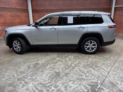 Used 2022 Jeep Grand Cherokee L Limited image 2