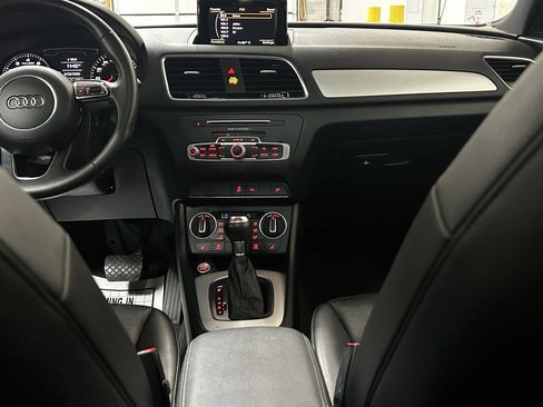 Used 2017 Audi Q3 2.0T Premium FWD image 39