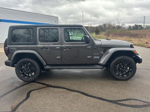 Used 2023 Jeep Wrangler Sahara w/ Cold Weather Group image 7
