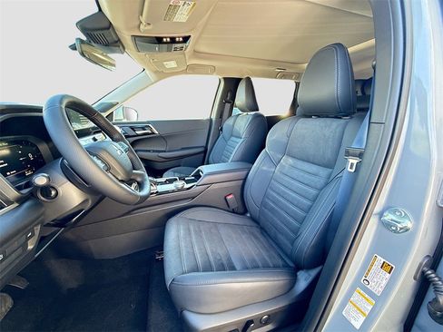 New 2026 Mitsubishi Outlander SE image 22