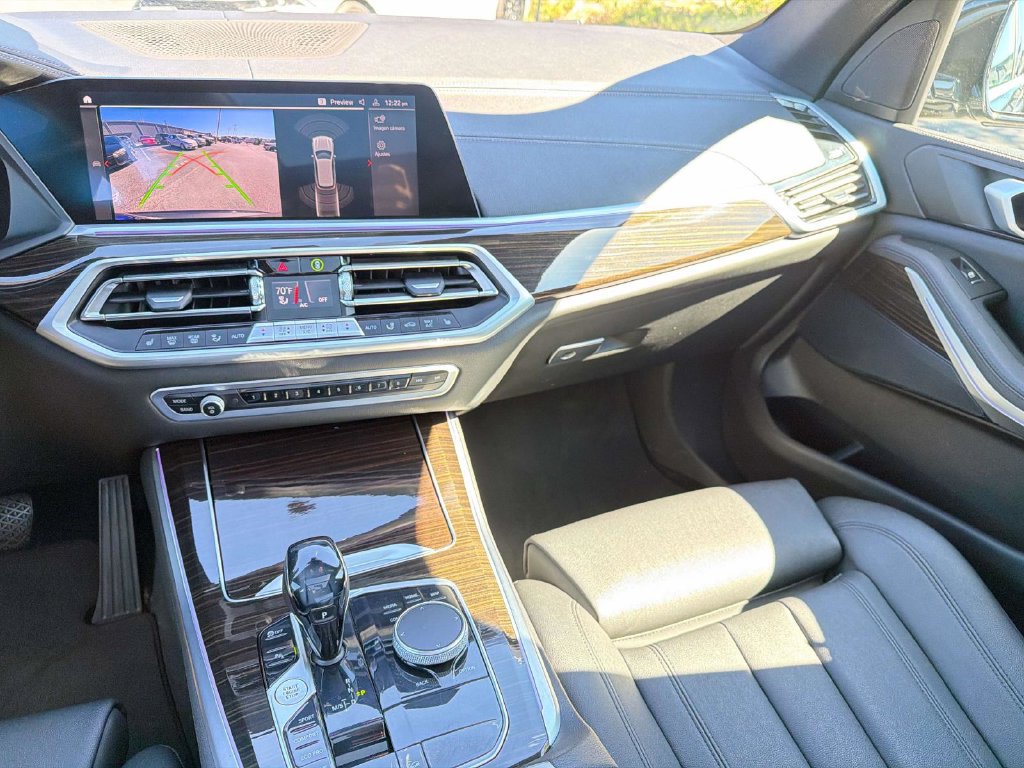 Used 2021 BMW X5 xDrive40i w/ Convenience Package AWD/4WD image 16
