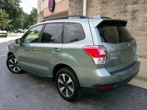 Used 2017 Subaru Forester 2.5i Premium w/ All-Weather Package AWD/4WD image 7