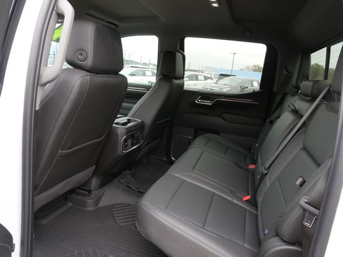 Certified 2024 Chevrolet Silverado 1500 LTZ w/ Technology Package image 15