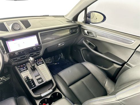 Used 2023 Porsche Macan GTS image 24