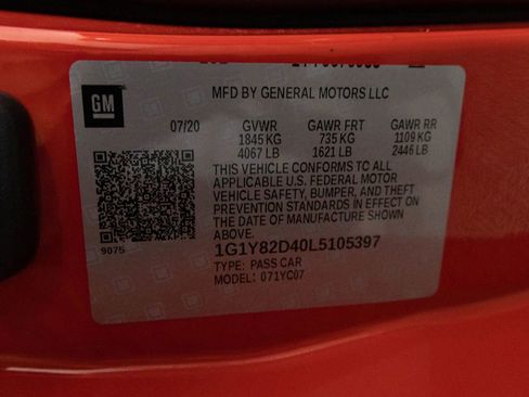 Used 2020 Chevrolet Corvette Stingray Premium Cpe w/ 3LT Preferred Equipment Group image 40