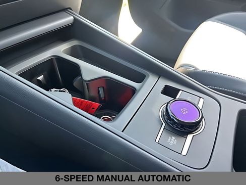 New 2026 Volkswagen Tiguan SE AWD/4WD image 32