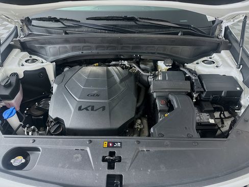 Used 2025 Kia Telluride S image 36