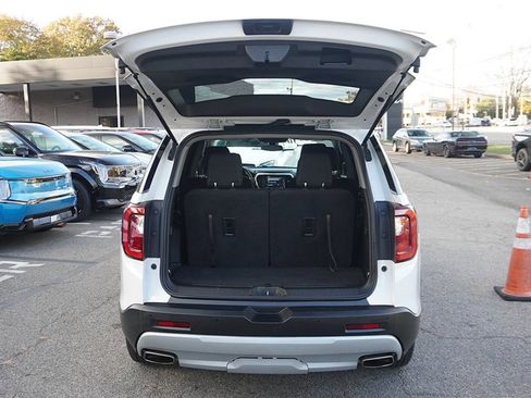 Used 2020 GMC Acadia SLE image 18