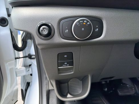 New 2026 Ford Transit 250 148 Medium Roof image 7