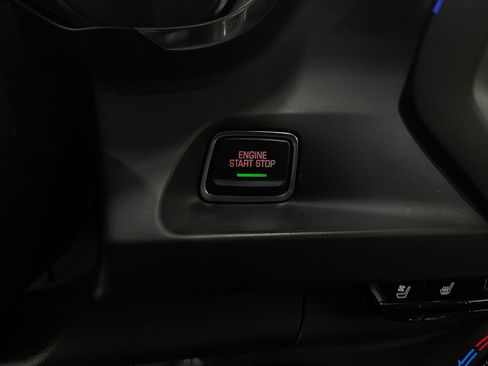 Used 2019 Chevrolet Camaro SS image 20